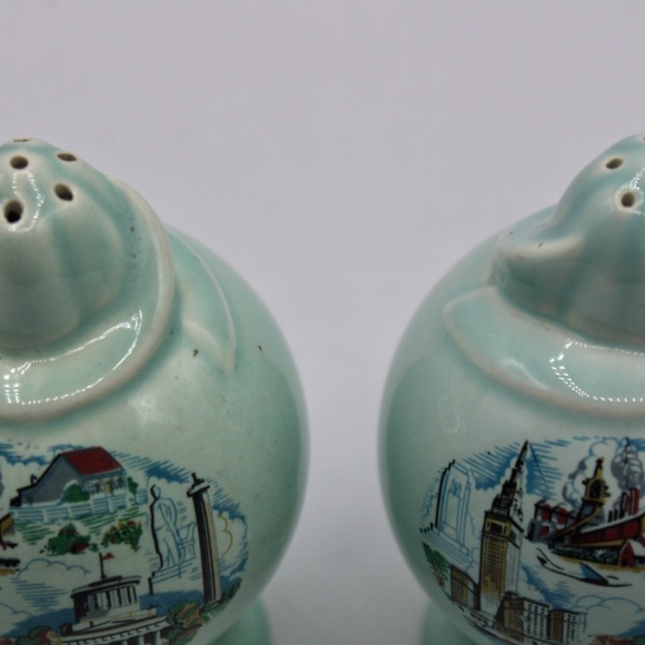Vintage Taylor Smith LuRay Ceramic Pastel Turquoise Ohio State Shaker Set / USA - Picture 4 of 7